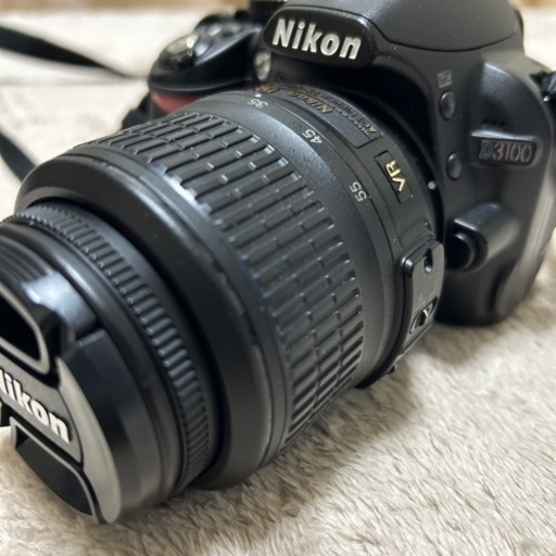 一眼レフデジタルカメラ　Nikon D3100