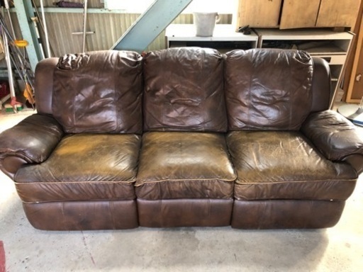 Leather sofa アメリカで購入