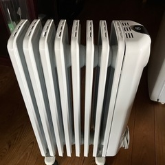 デロンギ　オイルヒーター