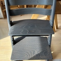 ストッケ トリップトラップ  STOKKE TRIPP TRAPP 