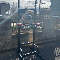 ベンチプレス（100キロ）・懸垂マシーン 中古の画像