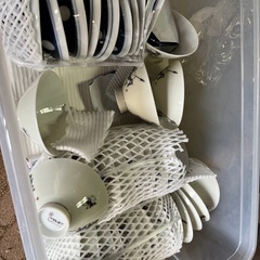 無料　今日まで！　食器、茶碗、急須、とっくりなどの画像