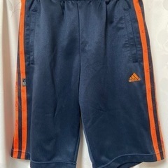 adidas    ハーフパンツ　ショートパンツ