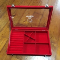 キティちゃんジュエリーBOXの画像