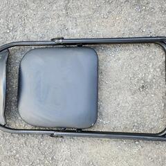 折りたたみ椅子の画像