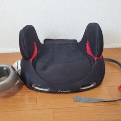 Combi コンビ　車用　ジュニアシートの画像