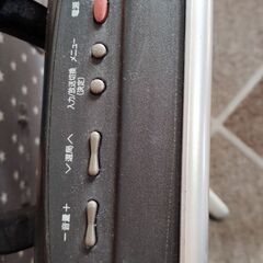 差し上げます。シャープ液晶テレビ１５インチの画像