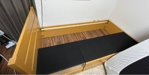 シングルベッド