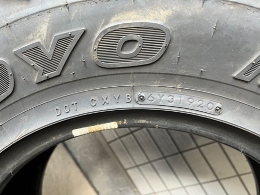 TOYO オープンカントリー　255 85 16  ランクル　78プラド　ジムニー