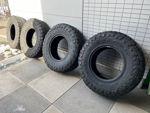 TOYO オープンカントリー　255 85 16  ランクル　78プラド　ジムニー