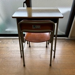 学習机一式（学校にあるタイプ）の画像