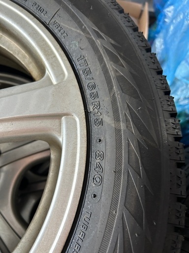 ブリヂストンスタッドレスタイヤ