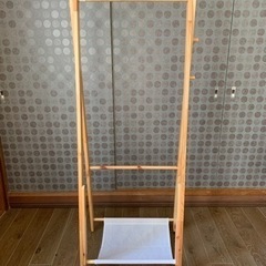 木製ハンガーラック