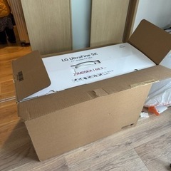 LG モニター ディスプレイ 27MD5KL-B 27インチ/Mac専用/UltraFine 5K(5120×2880)/IPS/DCI-P3 の画像