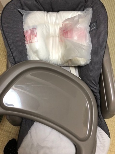 コンビ　スウィングベッドチェア