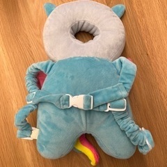 赤ちゃん　転倒防止クッション　リュックの画像