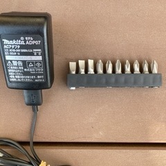 【値下げしました】マキタ　ペン型スクリュードライバーの画像