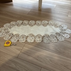 ロマンティックプリンセス　テーブルクロス　77cm