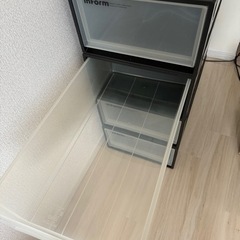 衣装ケース4つ　中古の画像