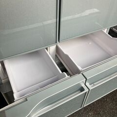 【商談中】BIGサイズ 冷蔵庫 565㍑ 美品 日立 R-C5700 配送設置無料 お届け日時選べます♬
