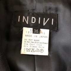 黒　パンツスーツ　INDIVI   36の画像