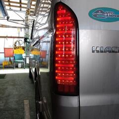 200系ハイエース　テールランプ　動作確認済み