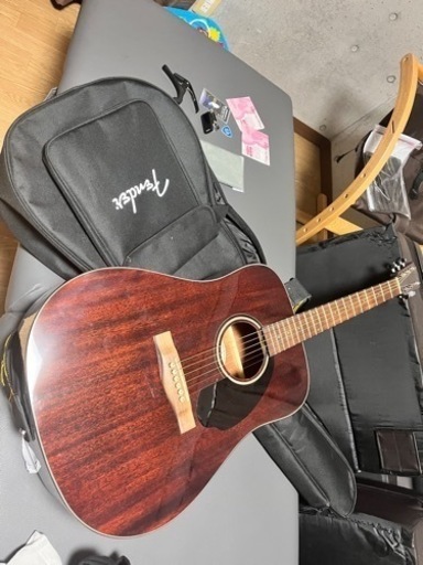 アコースティックギター