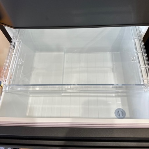 TOSHIBA 2023年製 326L  3ドア 冷蔵庫 GR-33SC 0128-26