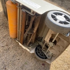 電子芝刈機 RYOBI  LM-2810の画像