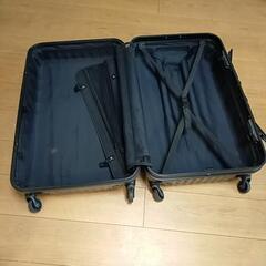 スーツケースの画像