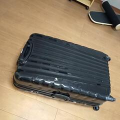 スーツケースの画像