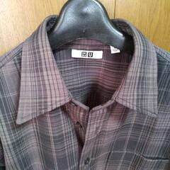 美品メンズ ユニクロ 長袖シャツ S の画像