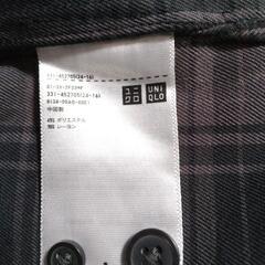 美品メンズ ユニクロ 長袖シャツ S の画像