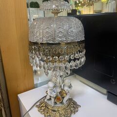ガラス製テーブルランプ