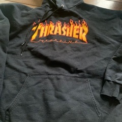 thrasher パーカー　美品ですが