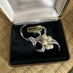 ブローチ　決まりました。の画像