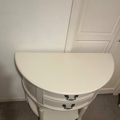 LAURA ASHLEY】ローラアシュレイ CLIFTON クリフトン 半月