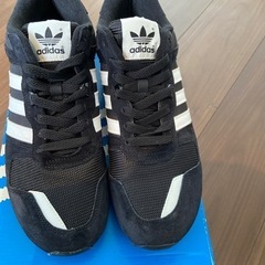 adidas ZX 700 28.0cmの画像