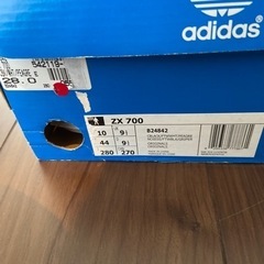 adidas ZX 700 28.0cmの画像