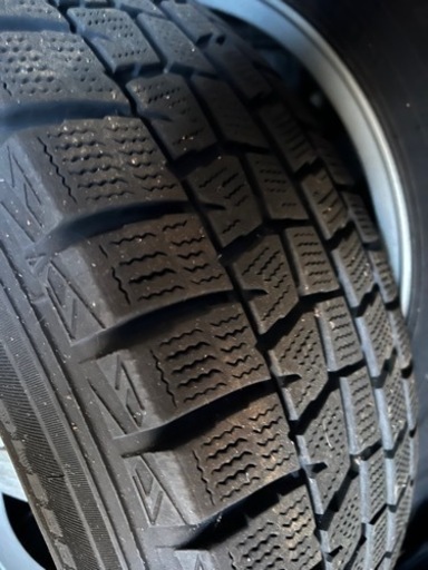 募集中　スタッドレスタイヤホイール付き　215/65R16