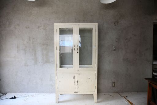 カスタム医療用キャビネット