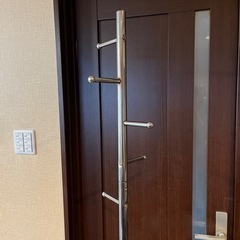 ハンガーラックの画像