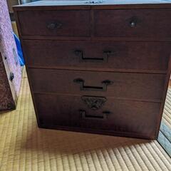 お針箱　針刺しおまけ