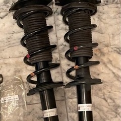 【TOYOTA 86】前期純正サスペンション1台分 の画像