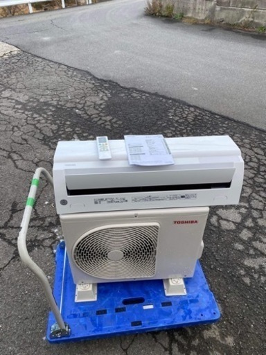 ✅東芝エアコン6-8畳✴️本体のみ?配達可能