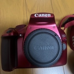 急ぎ！一眼レフ Canon キャノン x50 18-55mm レンズキット 純正バッテリー2個の画像