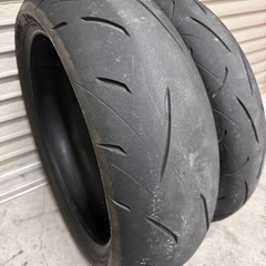 120/70zr17 190/50zr17 ダンロップ 2本セット 中古タイヤの画像