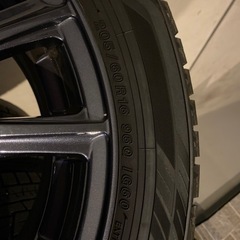 スタッドレスタイヤ　ホイール付き　16インチ　ヴォクシー　2023製の画像