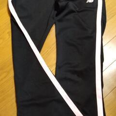 （値下げ）New Balanceジャージの画像