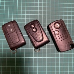 受付継続　中古スマートキー傷あり品　登録まで全て込みです